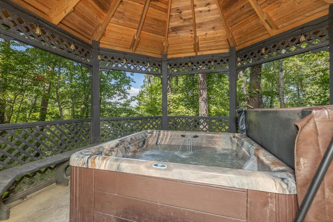Red Maple * Pigeon Forge