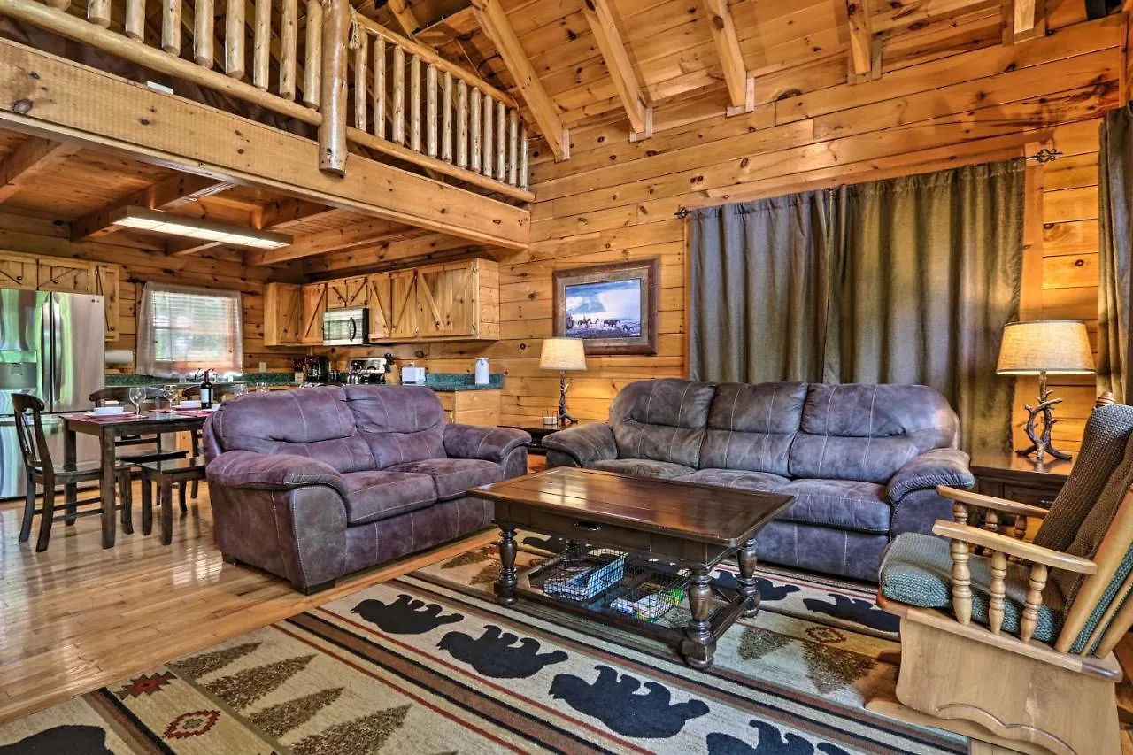 Sky Harbor Sevierville With Hot Tub And Deck! Pigeon Forge