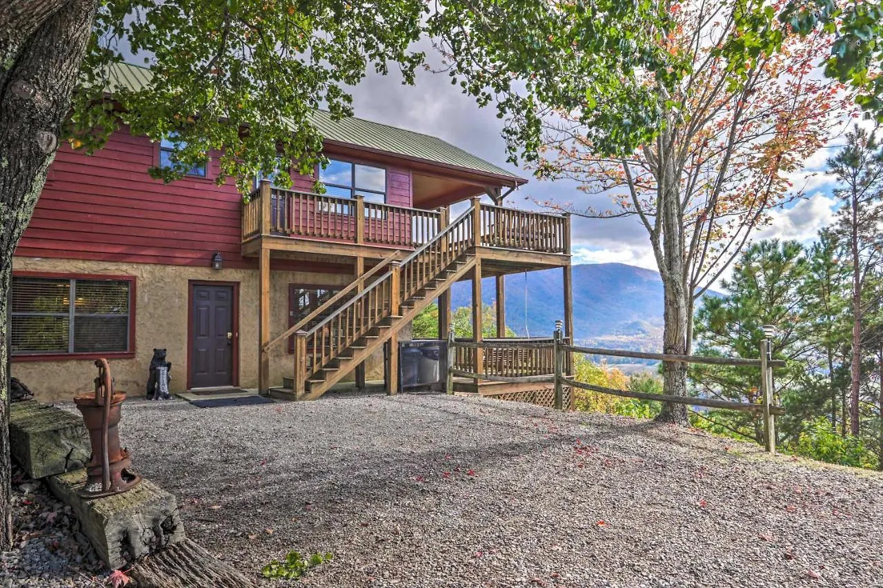 Сasa de vacaciones Smoky Mountain Retreat With Hot Tub, Arcade Games