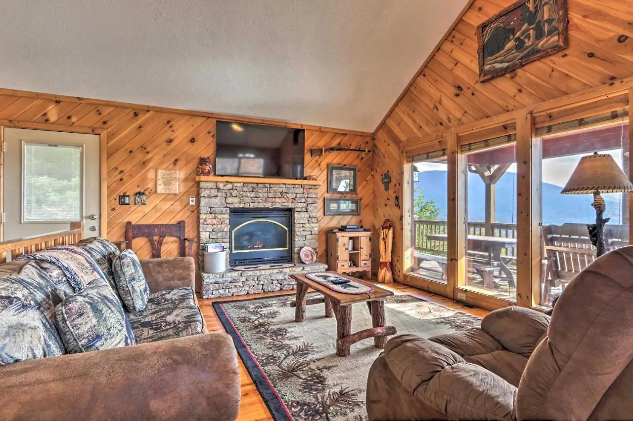 Smoky Mountain Retreat With Hot Tub, Arcade Games *