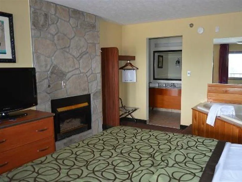 Baymont By Wyndham Near Island Drive Pigeon Forge