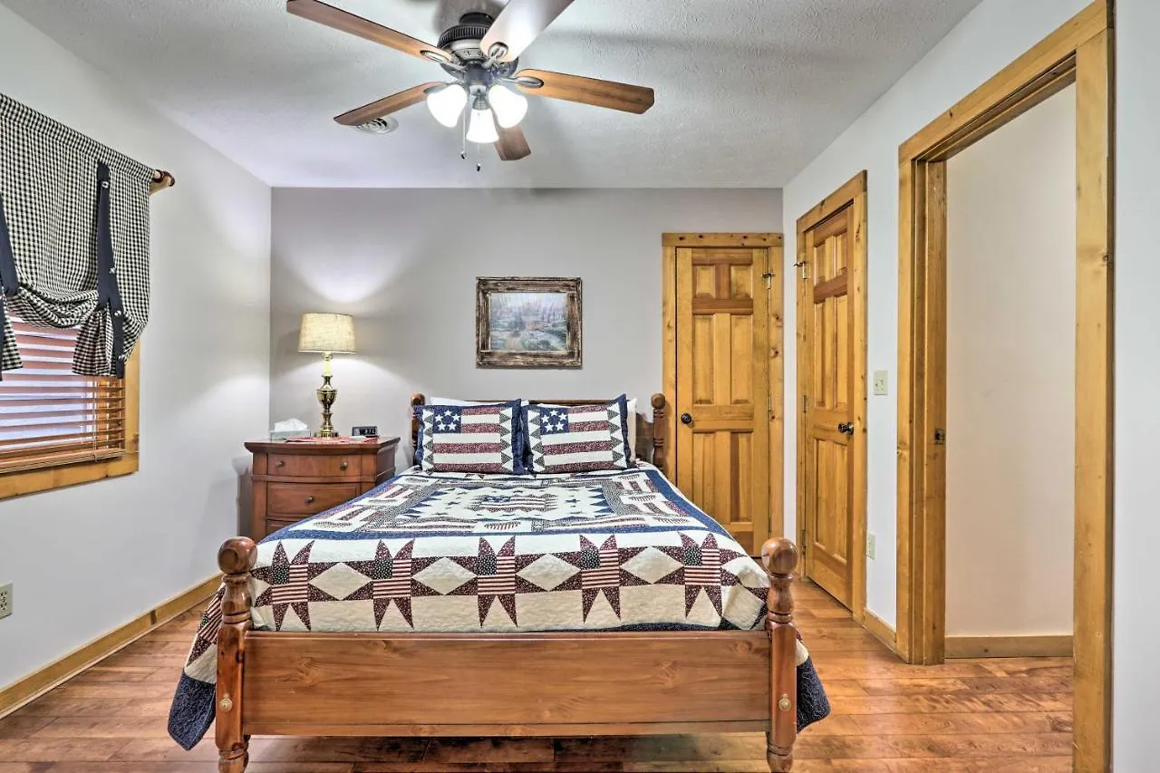 Holiday home With Hot Tub, 12 Mi To Dollywood! *