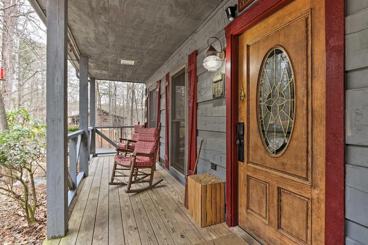 Holiday home With Hot Tub, 12 Mi To Dollywood!