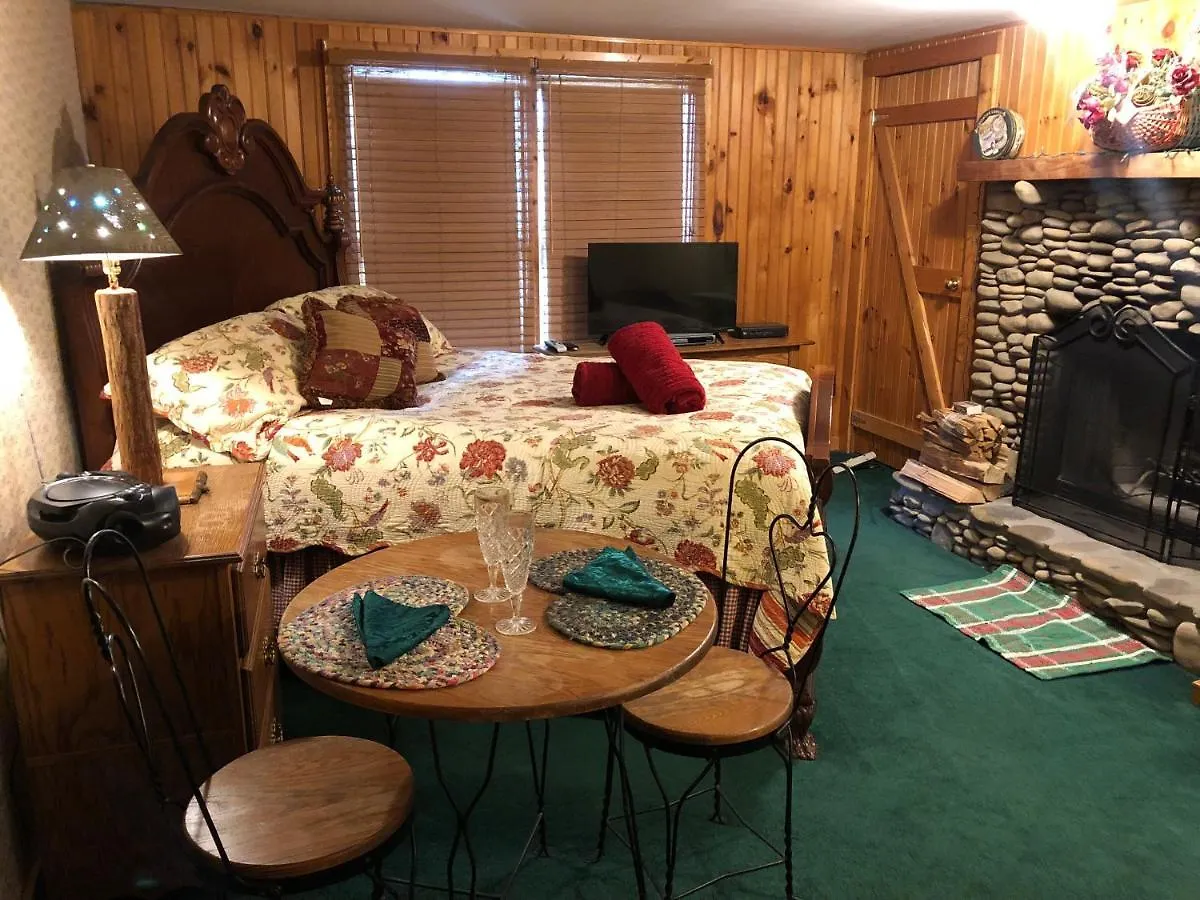 Smokies - Evergreen Apartment *