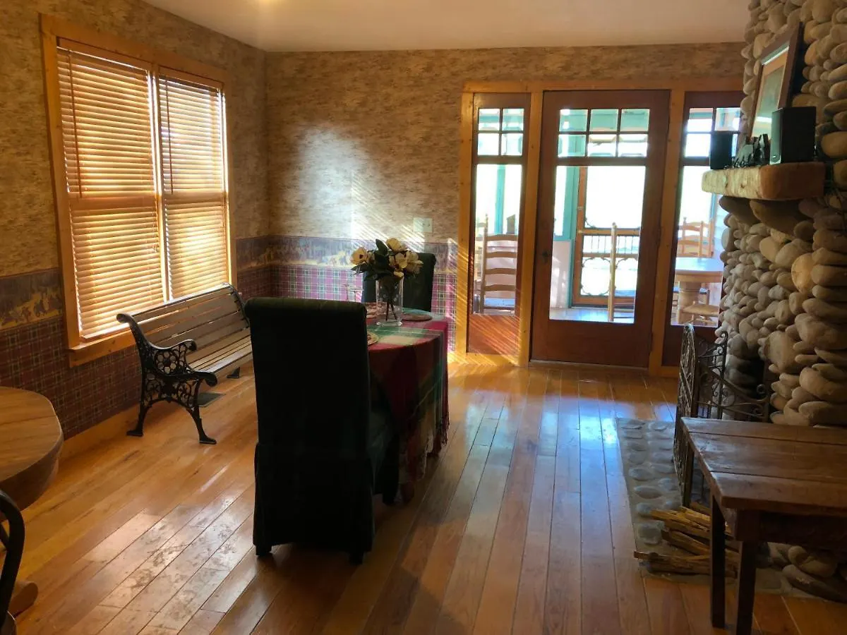 Smokies - Evergreen Apartment *