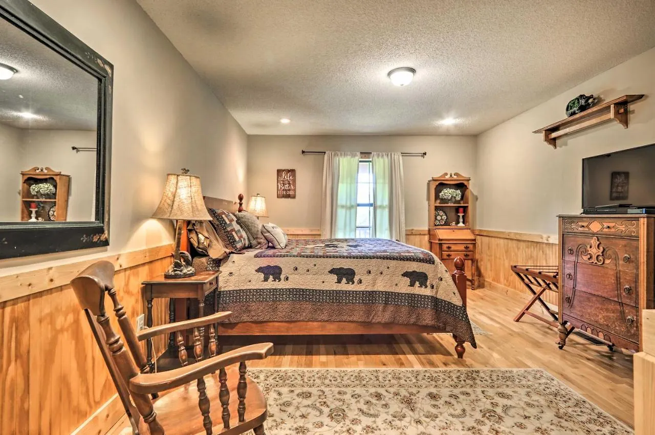 Log Cabin With Deck And Hot Tub 5 Mi To Dollywood! *