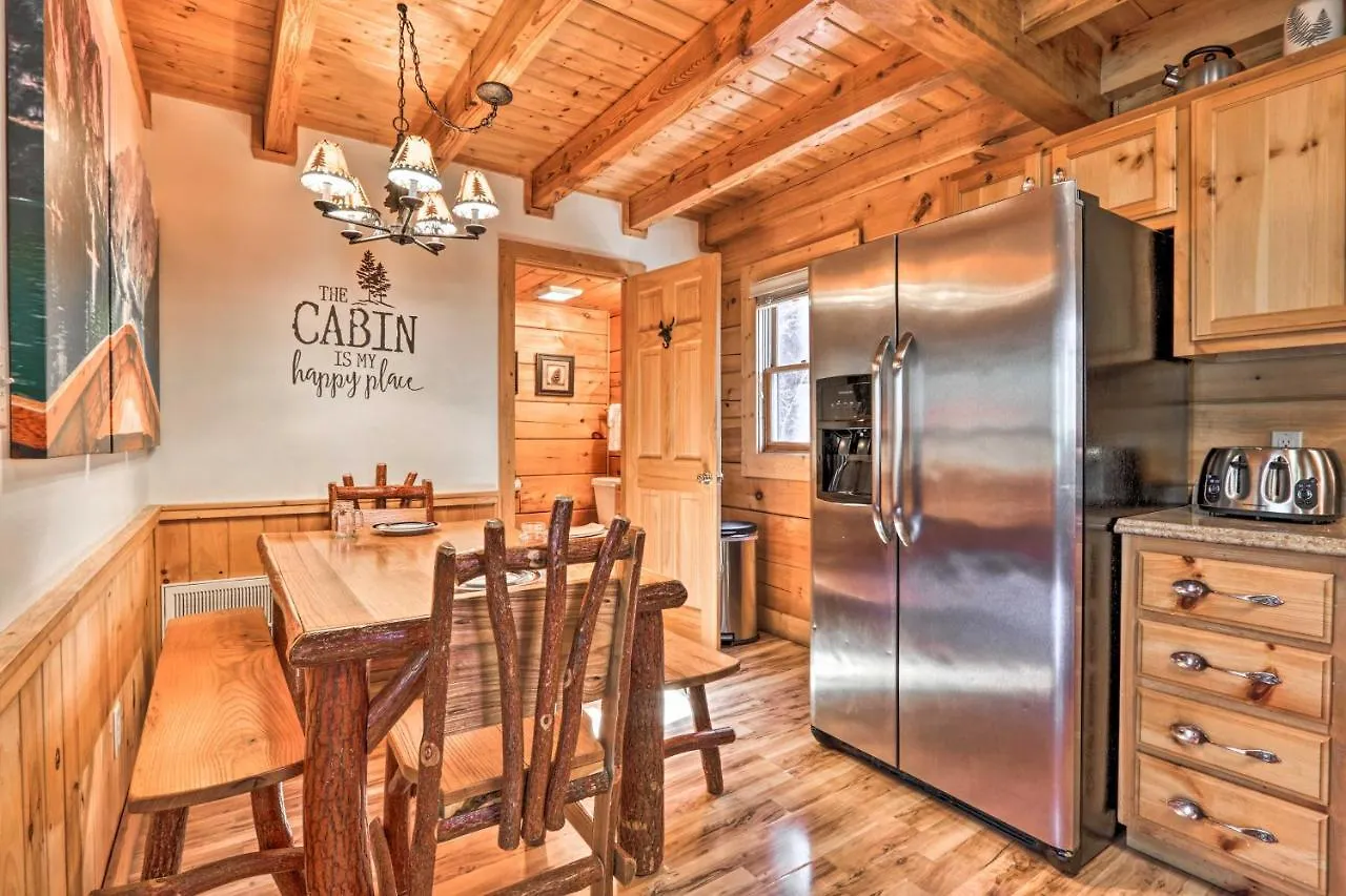 Casa de Férias Cozy Cabin With Hot Tub In The Heart Of