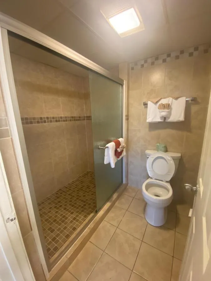 River Place #102 2bd *