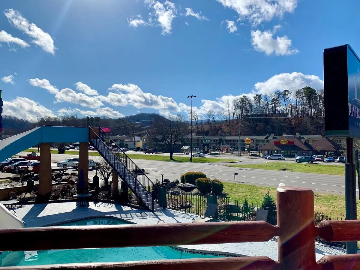 Riverchase Motel 2*