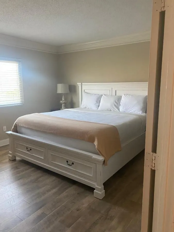 River Place #102 2bd