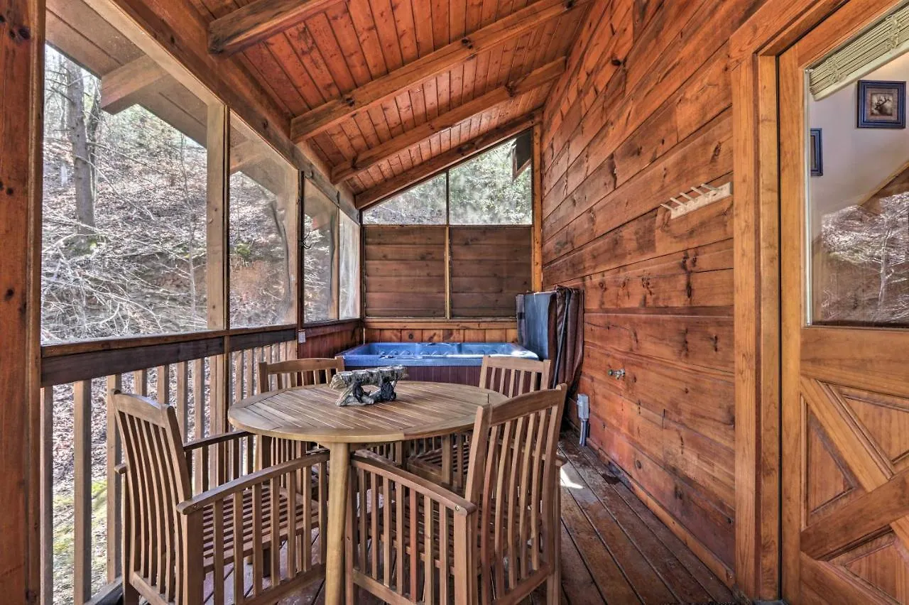 Cozy Cabin With Hot Tub In The Heart Of *