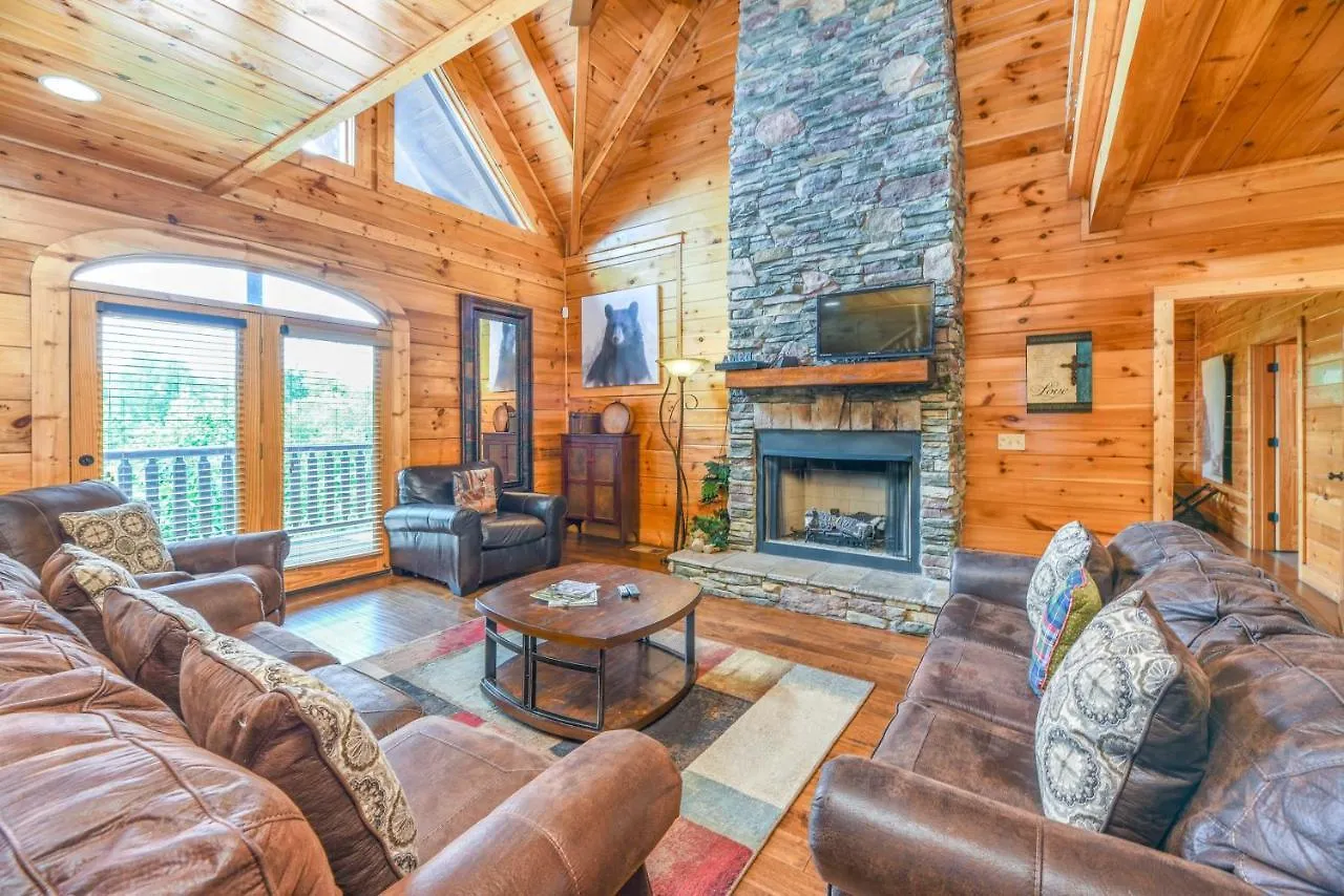 Smokystays 6 Bedroom *