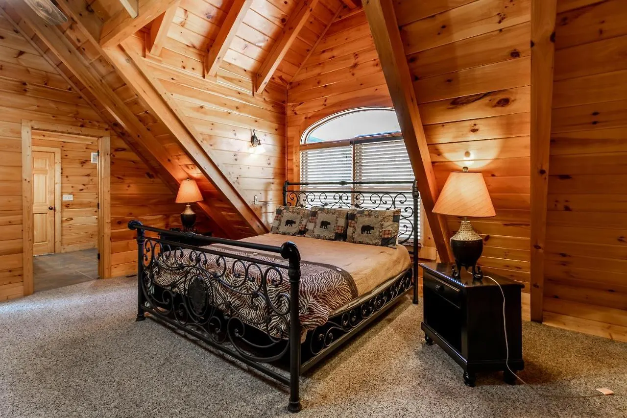Smokystays 6 Bedroom * Pigeon Forge