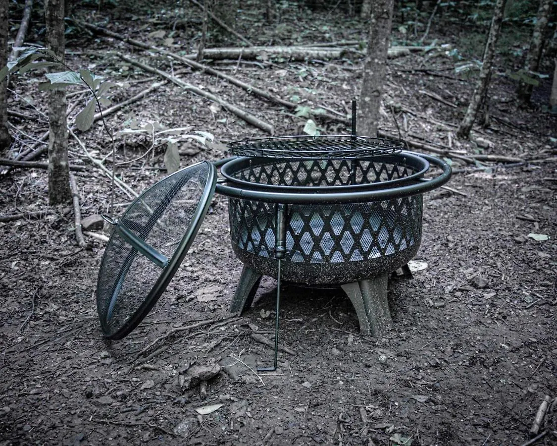 Luxury tent Tentrr Signature Site - Happy Hollow Hideaway Creekside Pigeon Forge