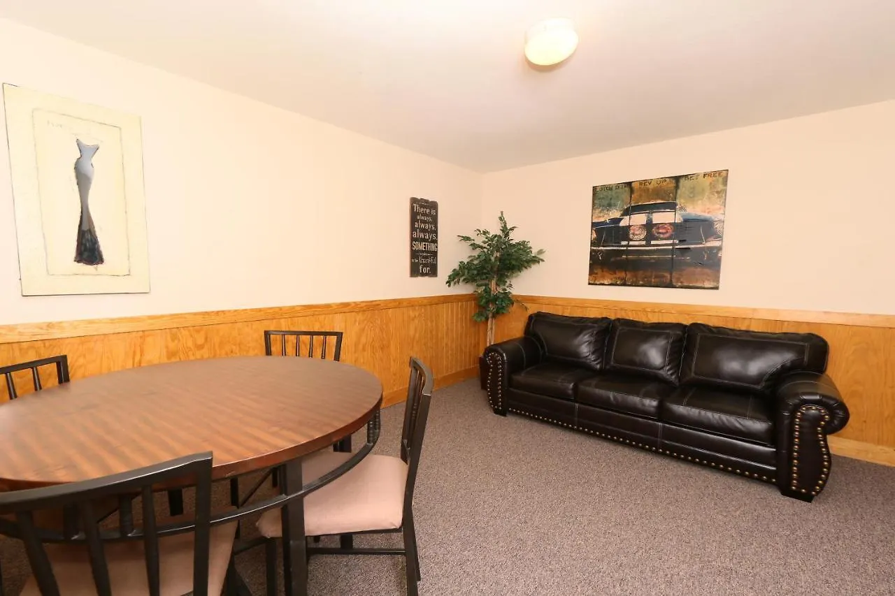 Chalet Holly Grove #1 Pigeon Forge