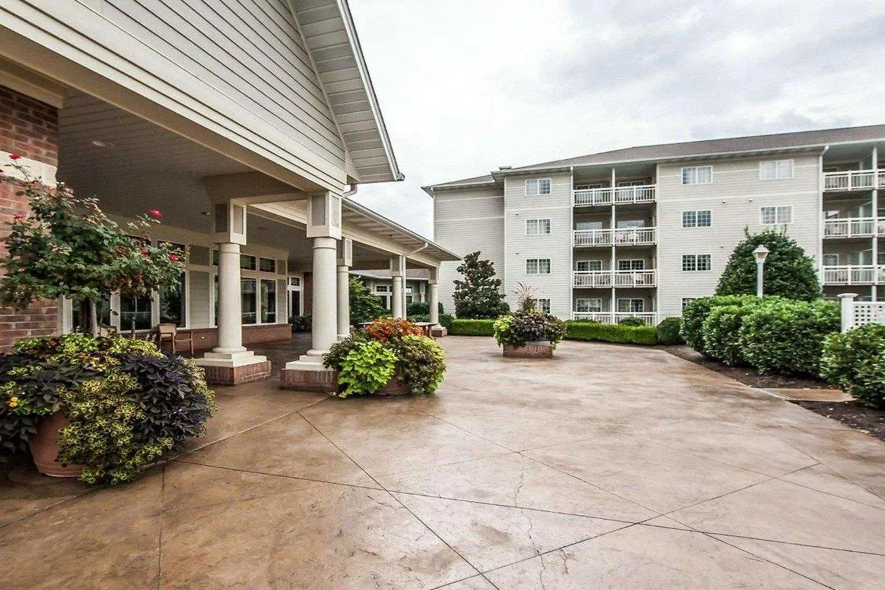 Leconte & Convention Center, Ascend Collection Hotel 3*