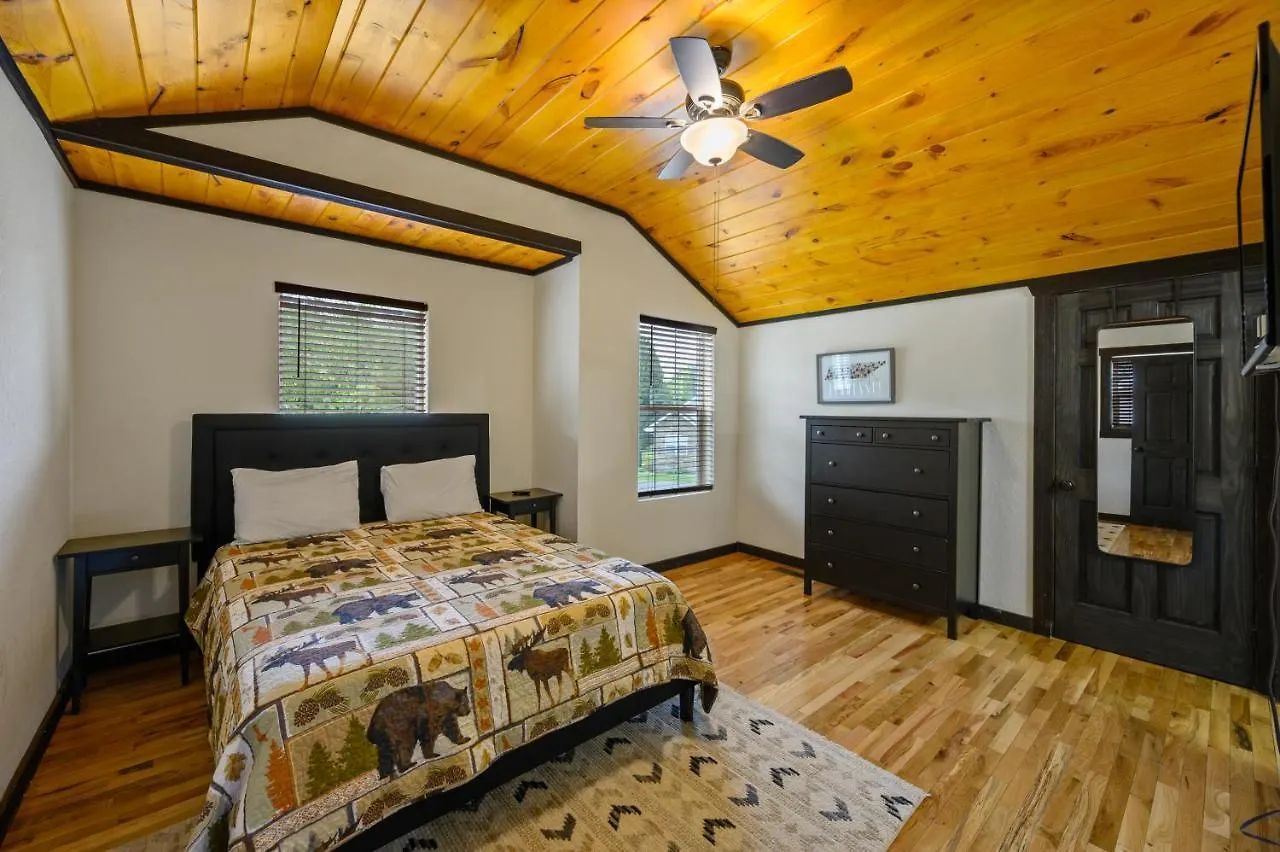 Smoky Mountain Chalet *