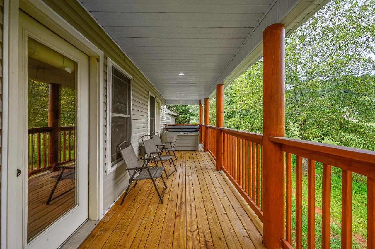 Smoky Mountain Chalet Pigeon Forge