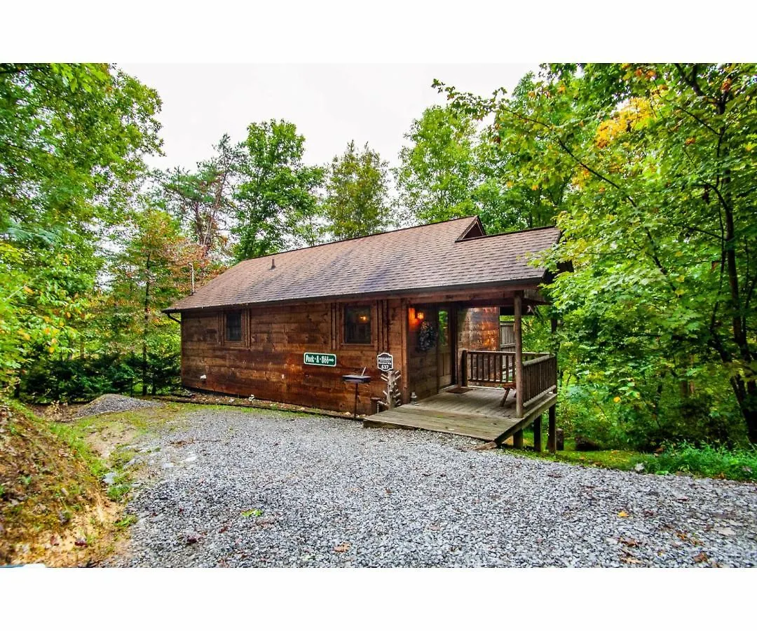 Peekaboo With Hot Tub, Pool Table, And Jacuzzi Holiday home