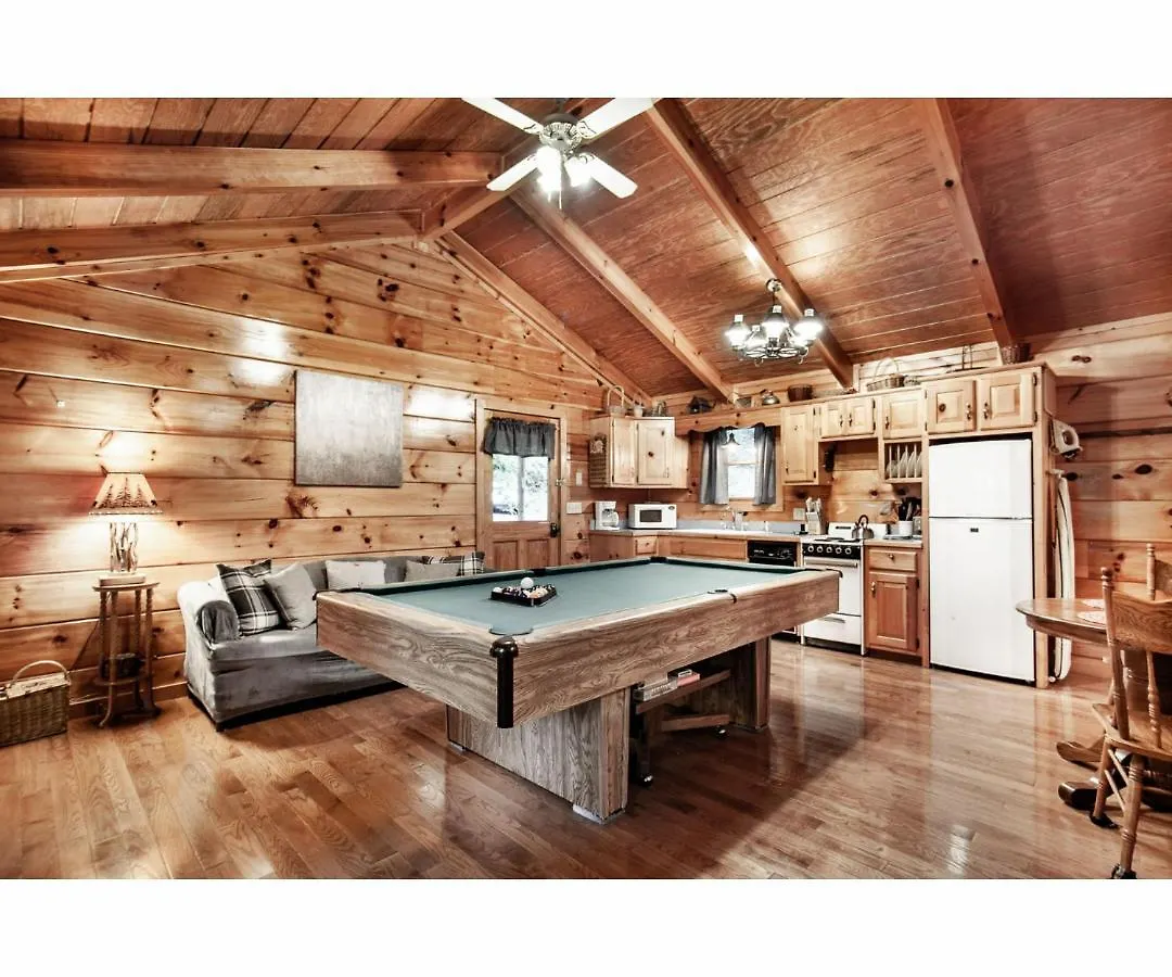 Holiday home Peekaboo With Hot Tub, Pool Table, And Jacuzzi *