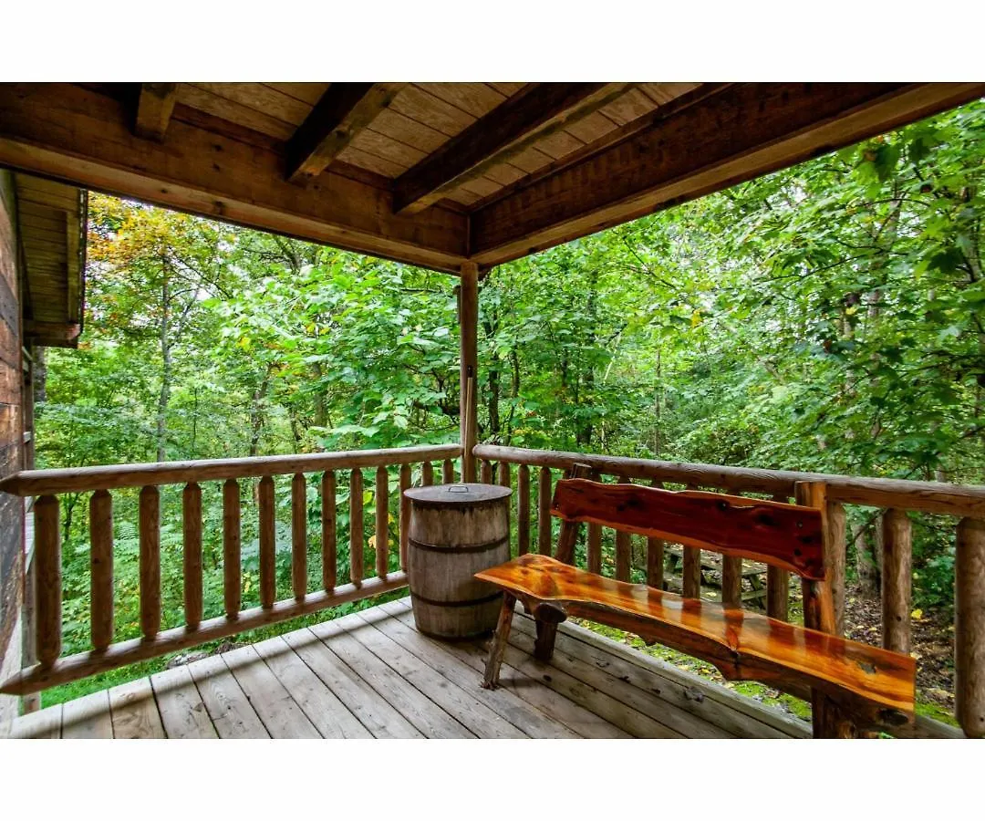 Peekaboo With Hot Tub, Pool Table, And Jacuzzi