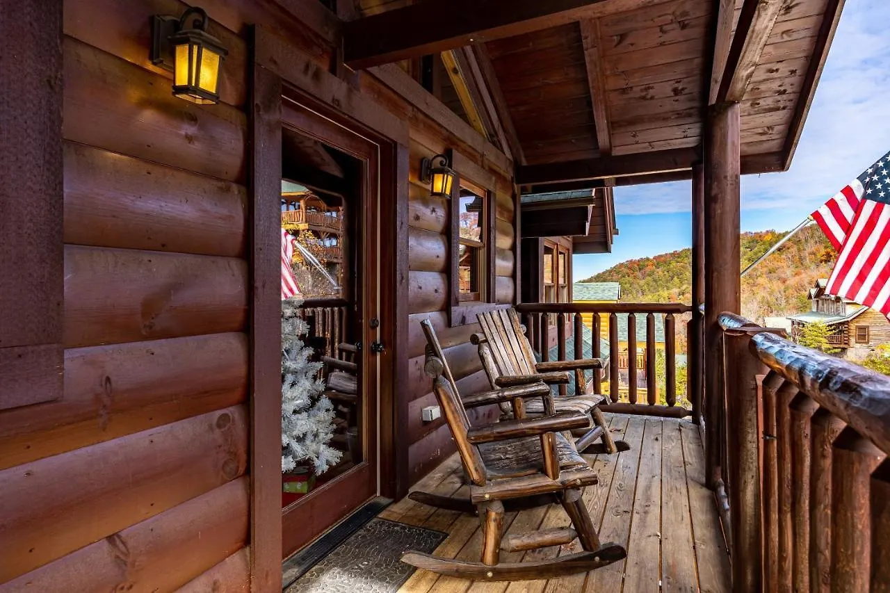 Picture Perfect * Sevierville
