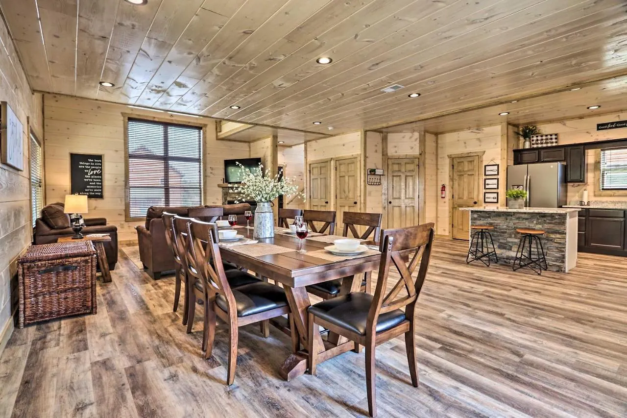 Modern Cabin With Hot Tub - 3 Mi To Dollywood Σπίτι διακοπών