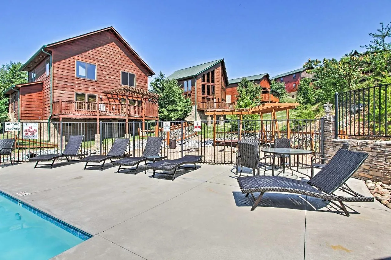 Modern Cabin With Hot Tub - 3 Mi To Dollywood Pigeon Forge