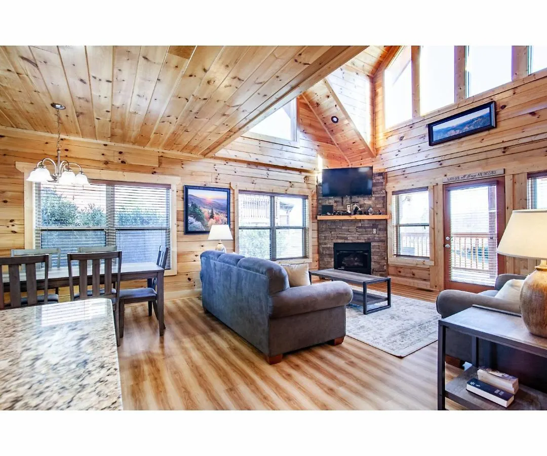 Robins Nest - Wc Accessible, Views, Community Pool