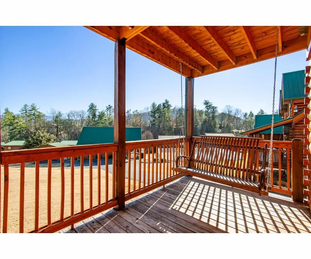 Holiday home Robins Nest - Wc Accessible, Views, Community Pool Pigeon Forge