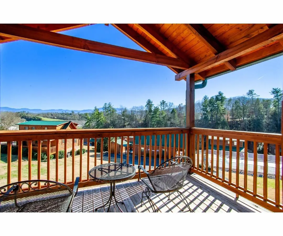 Robins Nest - Wc Accessible, Views, Community Pool * Pigeon Forge