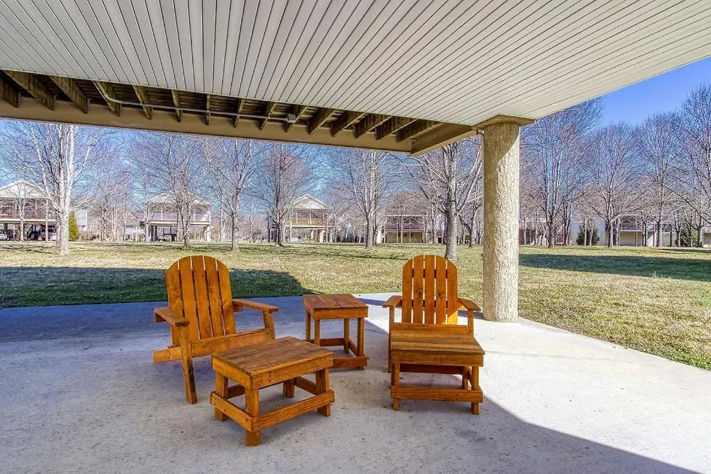 Chalet The Mason Jar, Hot Tub, Wifi, 1089 Free Tickets Each Paid Day, Dollywood And More! *