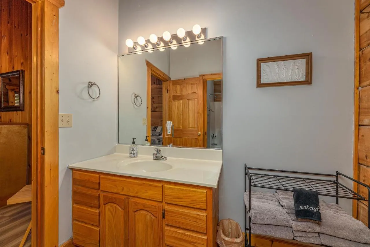 בקתה Firefly Hollow - Smoky Mountains - Soaky Mountain Water Park - Sevierville Convention Center