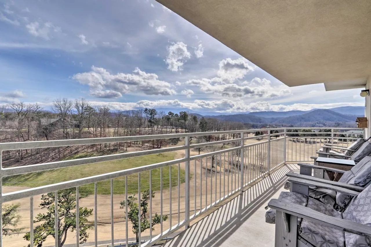 Apartment On Gatlinburg Golf Course 2 Mi To Dollywood Pigeon Forge