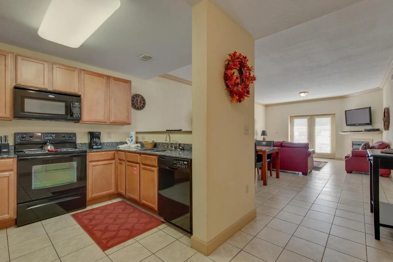 Brother Bear, 3 Bedroom, Pool Access, Wifi, Sleeps 8 Apartment Pigeon Forge