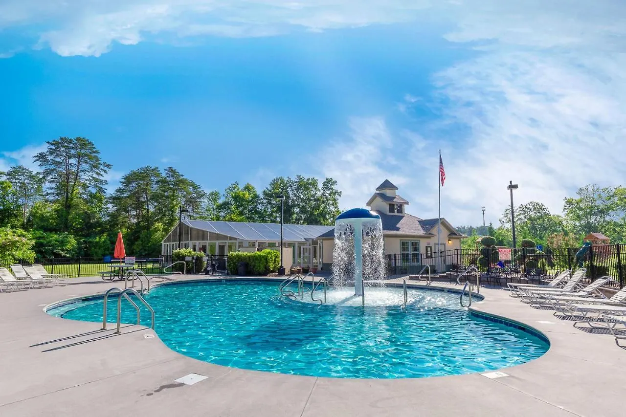 Brother Bear, 3 Bedroom, Pool Access, Wifi, Sleeps 8