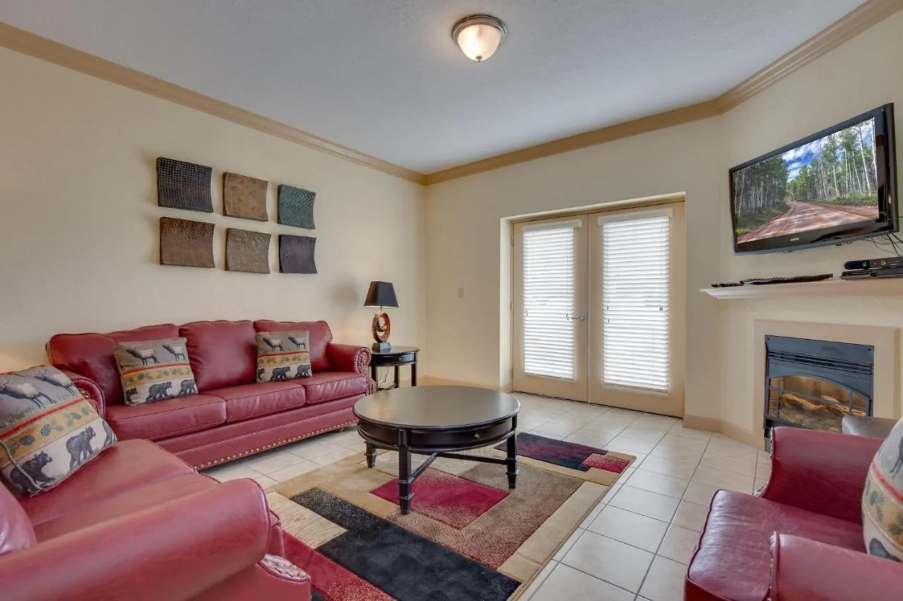 Apartment Brother Bear, 3 Bedroom, Pool Access, Wifi, Sleeps 8 Pigeon Forge