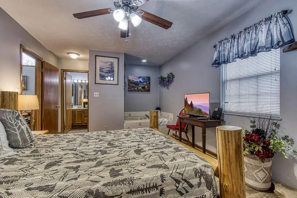 Adalynn's Mountain Retreat-hot Tub, 1089 Of Free Tickets For Each Paid Day, Dollywood And More! Holiday home *
