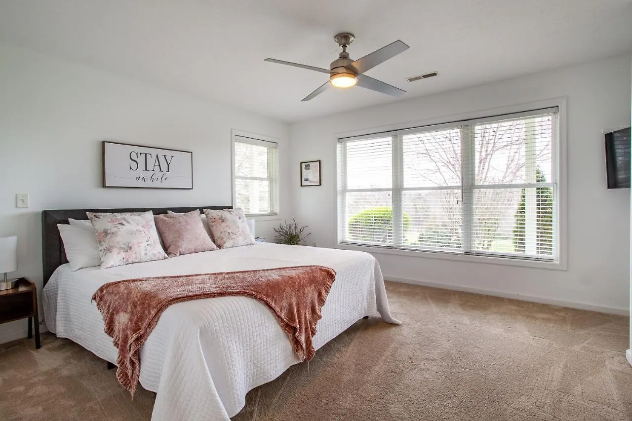 Sunny Ridge - Hot Tub, Gym, Jacuzzi Tub, Game