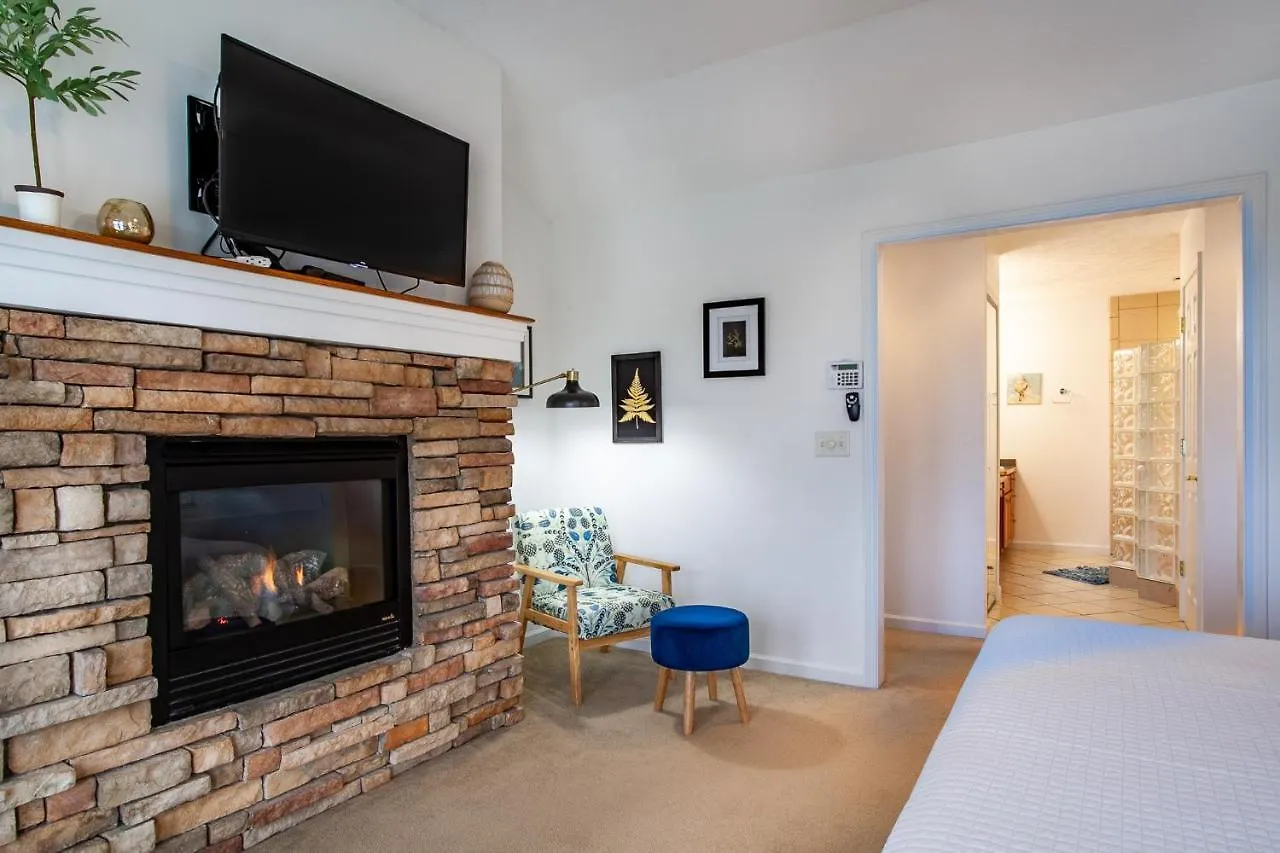Sunny Ridge - Hot Tub, Gym, Jacuzzi Tub, Game