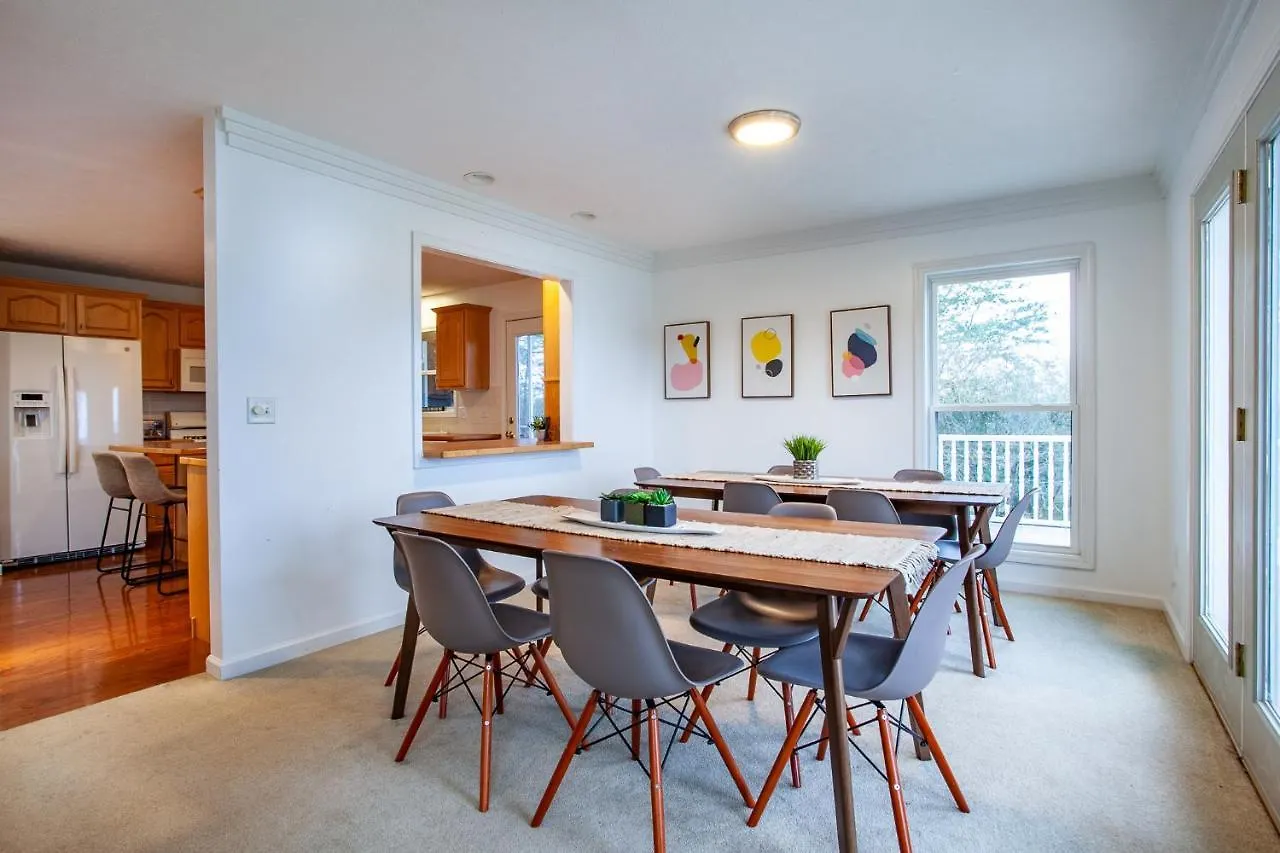 Sunny Ridge - Hot Tub, Gym, Jacuzzi Tub, Game