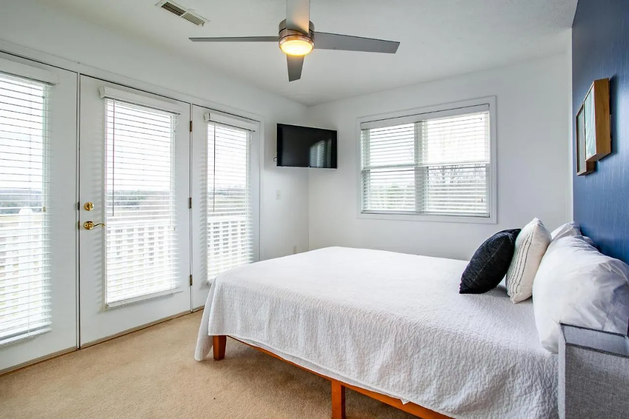 Sunny Ridge - Hot Tub, Gym, Jacuzzi Tub, Game *