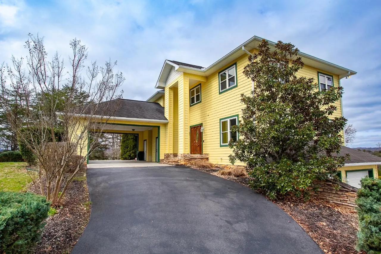 Sunny Ridge - Hot Tub, Gym, Jacuzzi Tub, Game Pigeon Forge