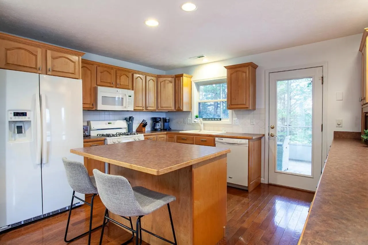 Holiday home Sunny Ridge - Hot Tub, Gym, Jacuzzi Tub, Game Pigeon Forge