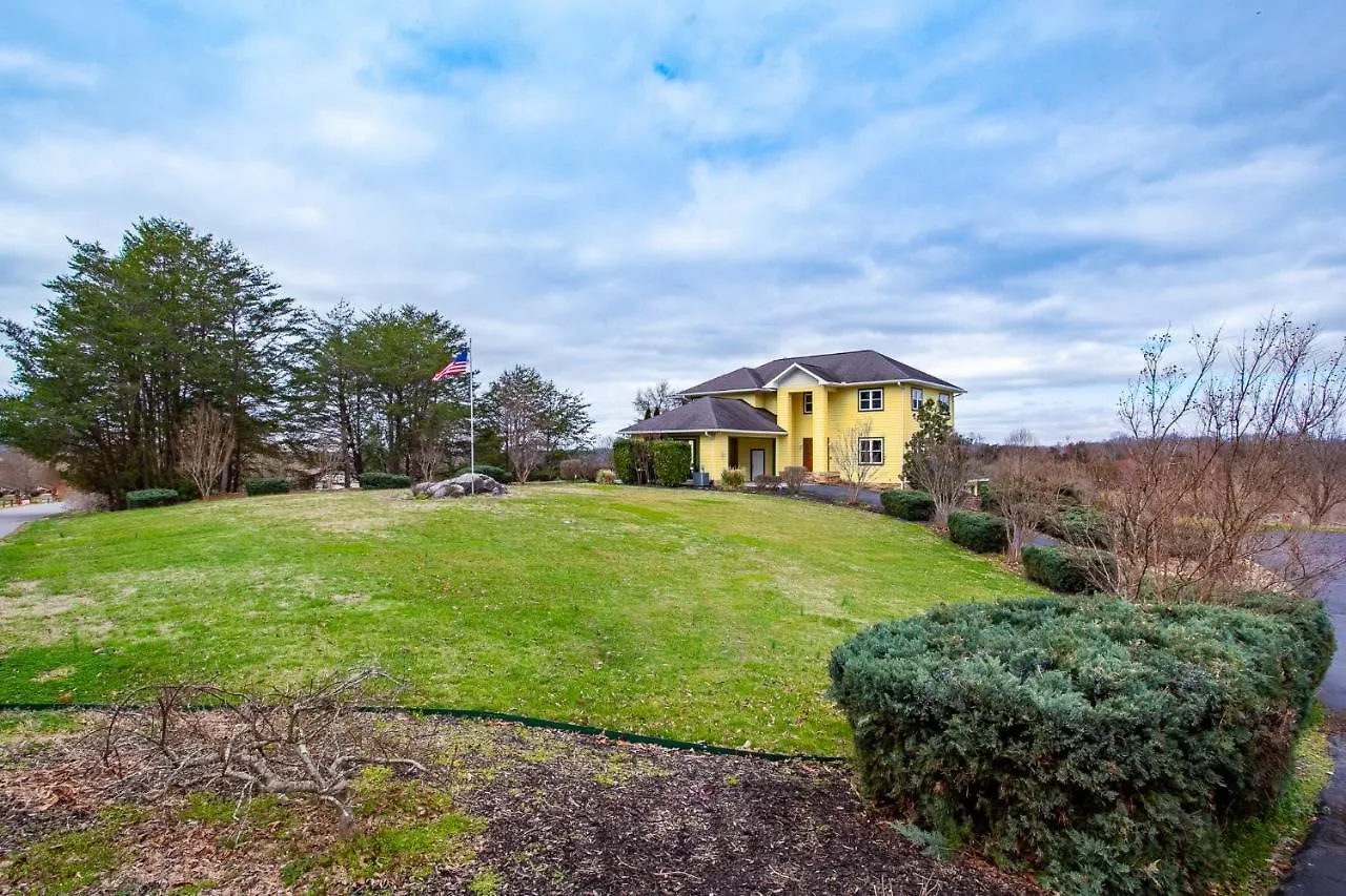 Sunny Ridge - Hot Tub, Gym, Jacuzzi Tub, Game