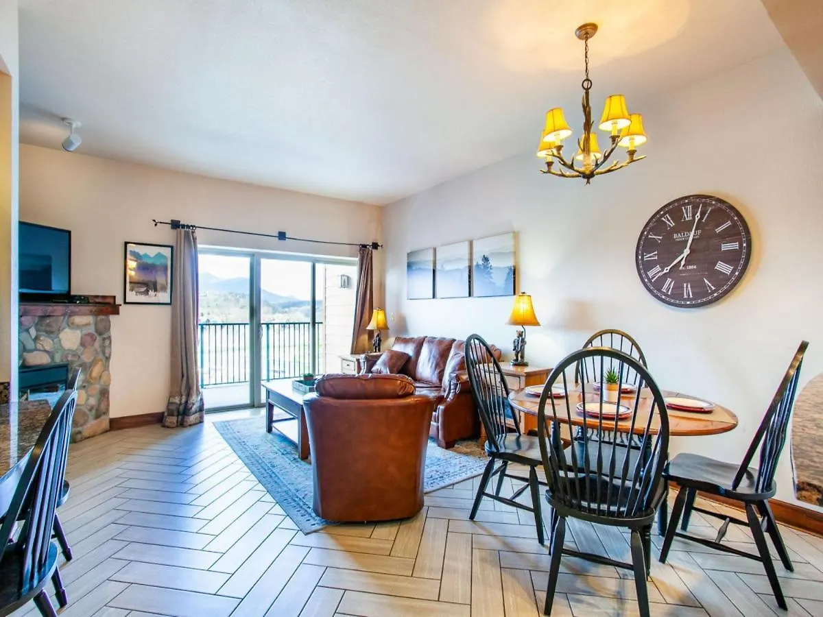 A View To Remember - Mountain Views, Pools! Holiday home