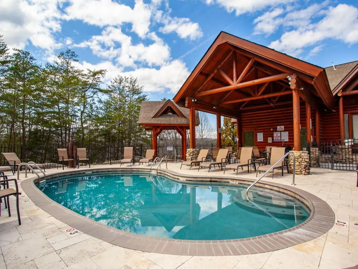 A View To Remember - Mountain Views, Pools! Holiday home