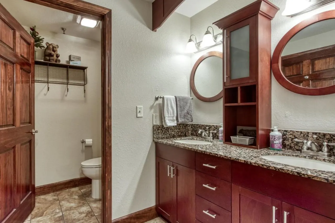 아파트 Gorgeous 2bd 2bth With Mountain Views Pool Hot Tub Game Close To Parkway *