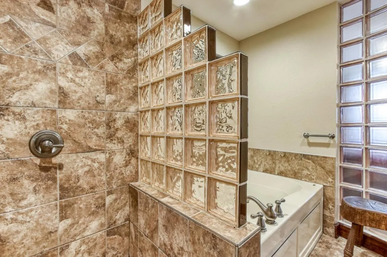 Gorgeous 2bd 2bth With Mountain Views Pool Hot Tub Game Close To Parkway 비둘기 포지