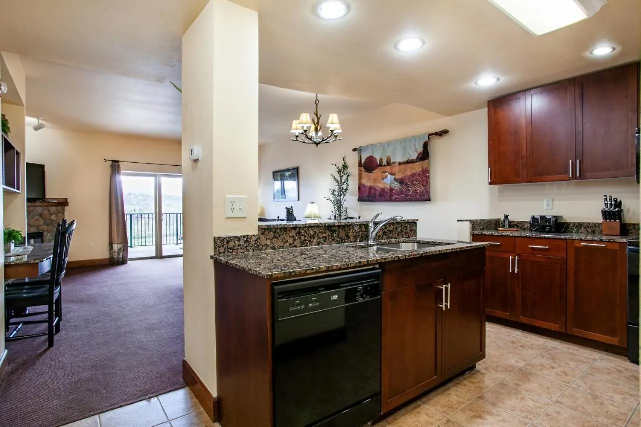 The Bear Paw Palace Mtn View And Community Pools Holiday home *